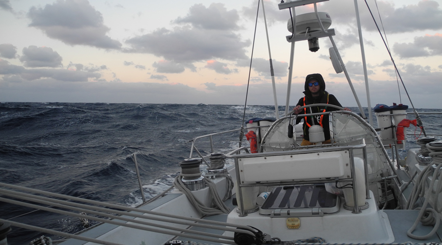 DAY 8: Which Yacht Will Claim Half-Way Point Bragging Rights?