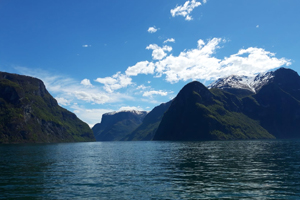 Santosa’s Back Route To Bergen