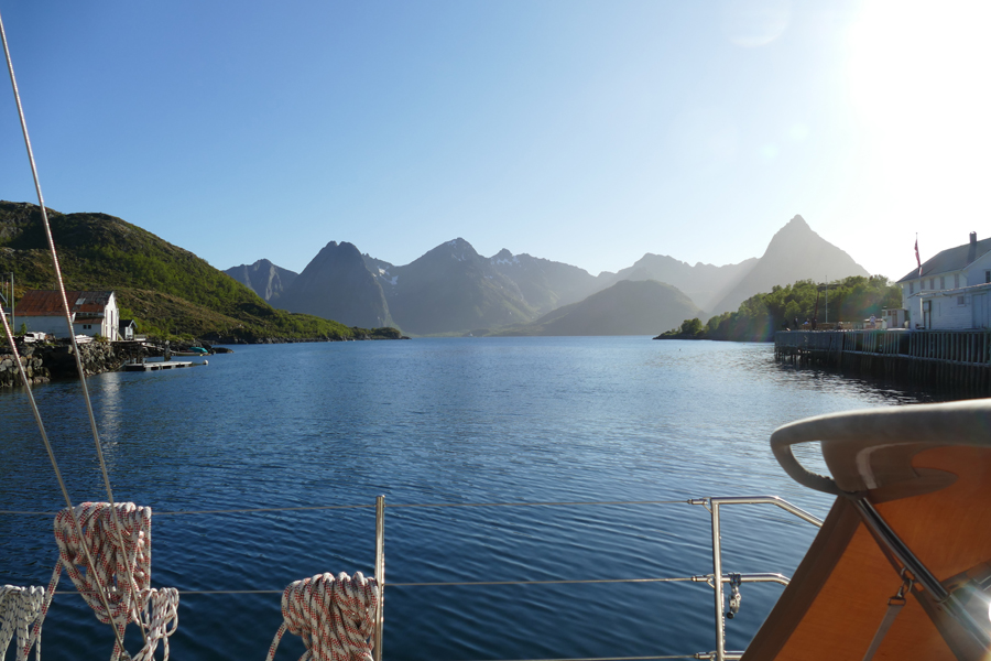 Arctic Sailing On Luxury Yacht Santosa And Mother Nature On Display
