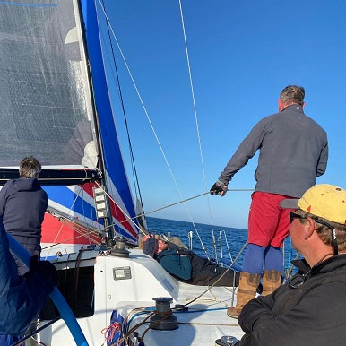 Sailing on the Solent: Start with First Class Sailing