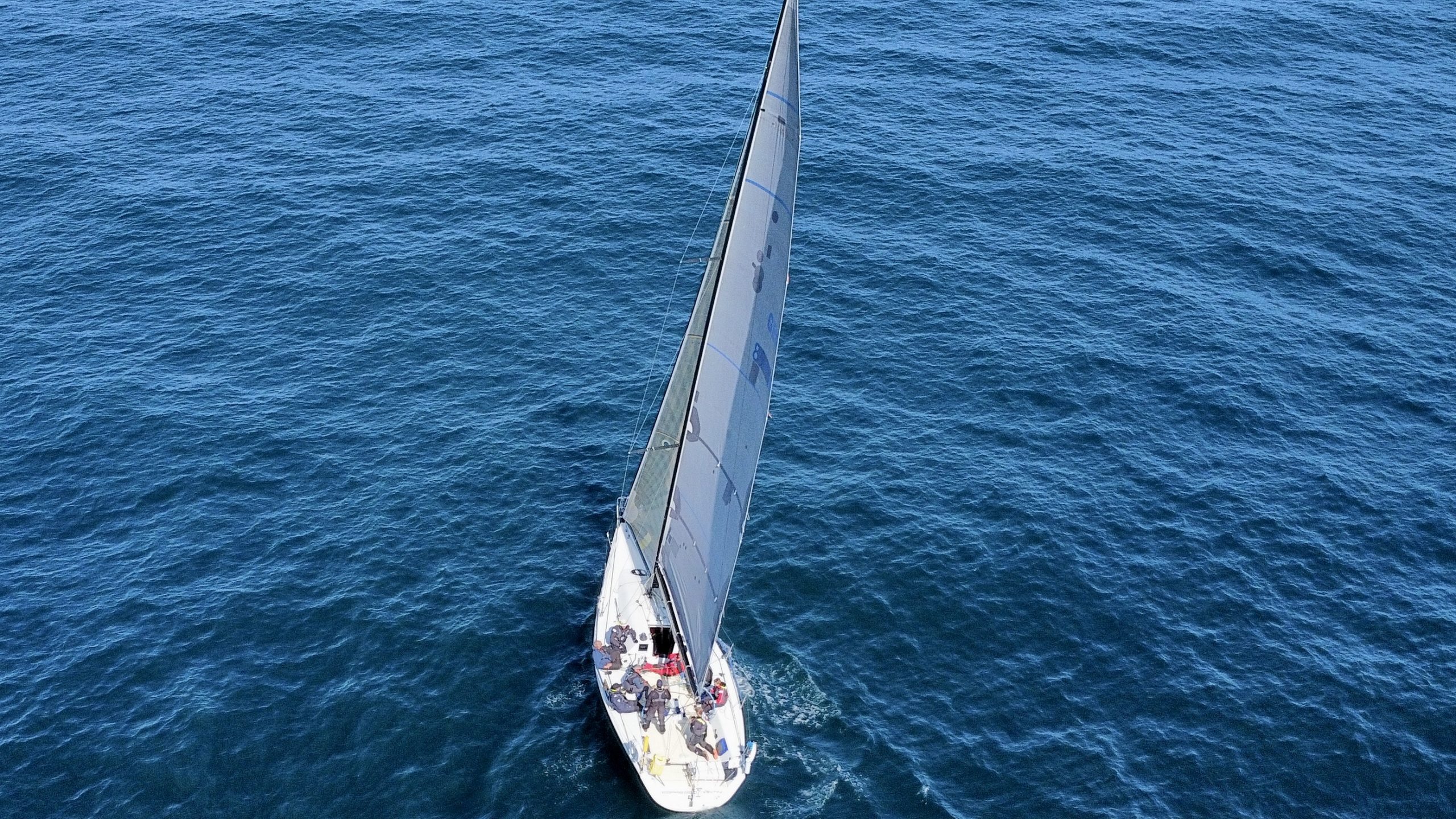 First Class Sailing Seeks Crew Members for Inshore Round the Cans, Hamble Winter Series