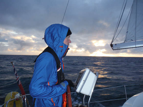 aqk3CEz2ikTCjVryJm8NSH9rPkXE1Y2fmJBTAayF day skipper confidence building