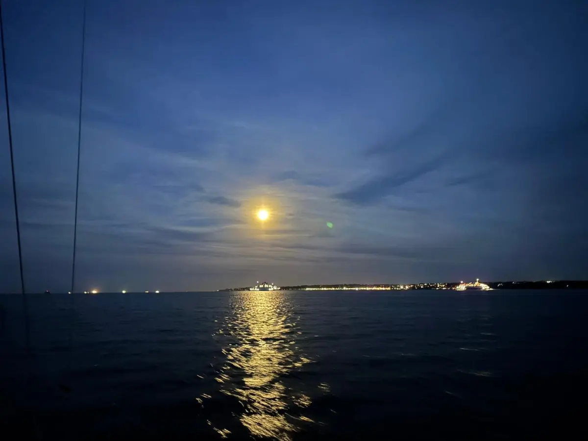 The moon over Cowes in Autumn